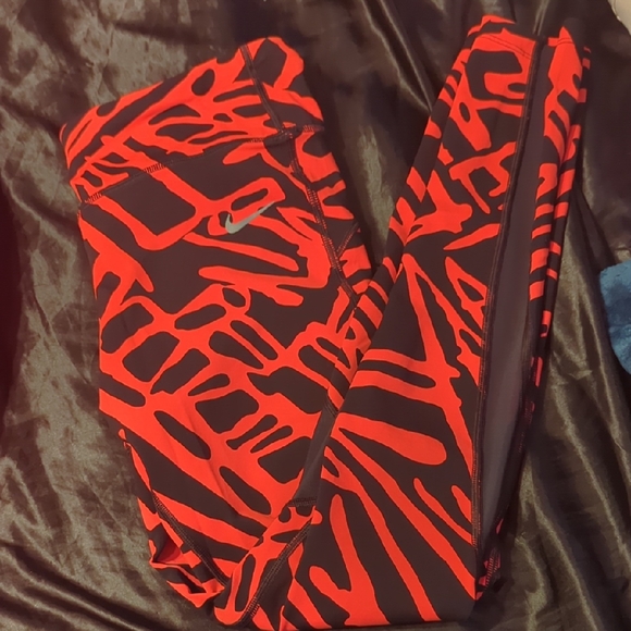 Nike Pants - Nike Vibrant Red and Black Graphic Leggings